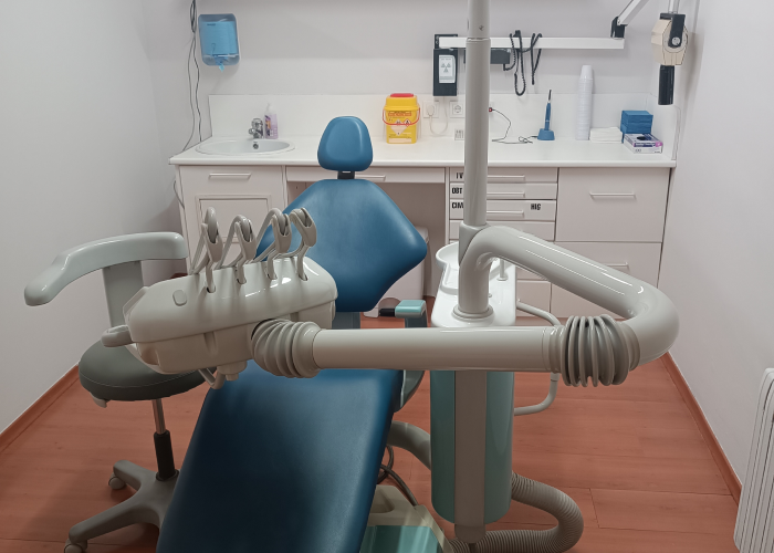 Imagen de instrumentos médicos odontológicos
